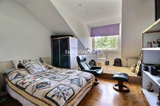 House of 360 m² for sale in Rhode Saint Genese - Emile Garcin Belgique - Image 12