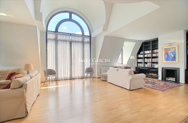 Three-bedroom duplex apartment to rent in Brussels - Emile Garcin Belgique - Image 1