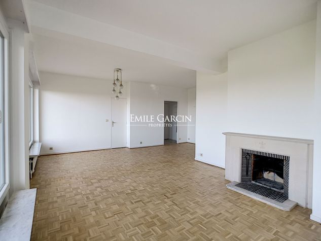 Apartment for sale in the Uccle district of Brussels - Emile Garcin Belgique - Image 1