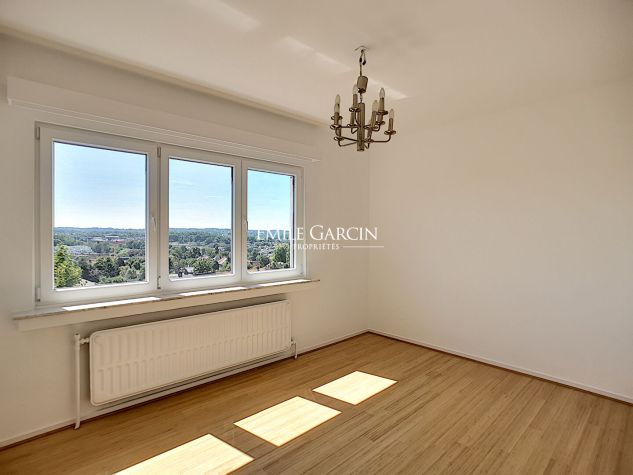 Apartment for sale in the Uccle district of Brussels - Emile Garcin Belgique - Image 9