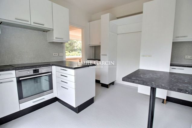 A VENDRE APPARTEMENT AVEC GRANDE TERRASSE BRUXELLES UCCLE - Emile Garcin Belgique - Image 4