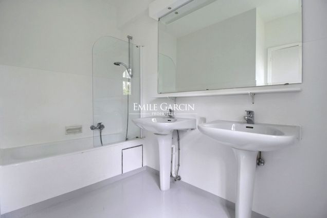 A VENDRE APPARTEMENT AVEC GRANDE TERRASSE BRUXELLES UCCLE - Emile Garcin Belgique - Image 11