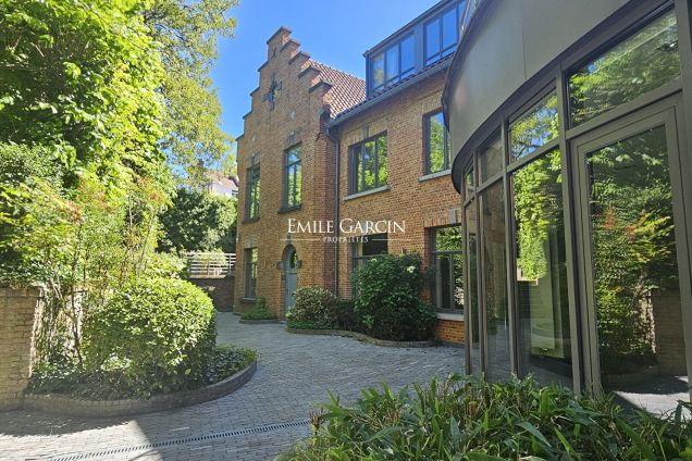A vendre arrière Maison rénovée 350m² Ixelles  Bruxelles abbaye de la Cambre - Emile Garcin Belgique - Image 1