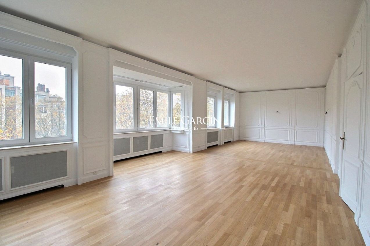 Duplex apartment to rent in Ixelles, Brussels - Emile Garcin Belgique - Image 3