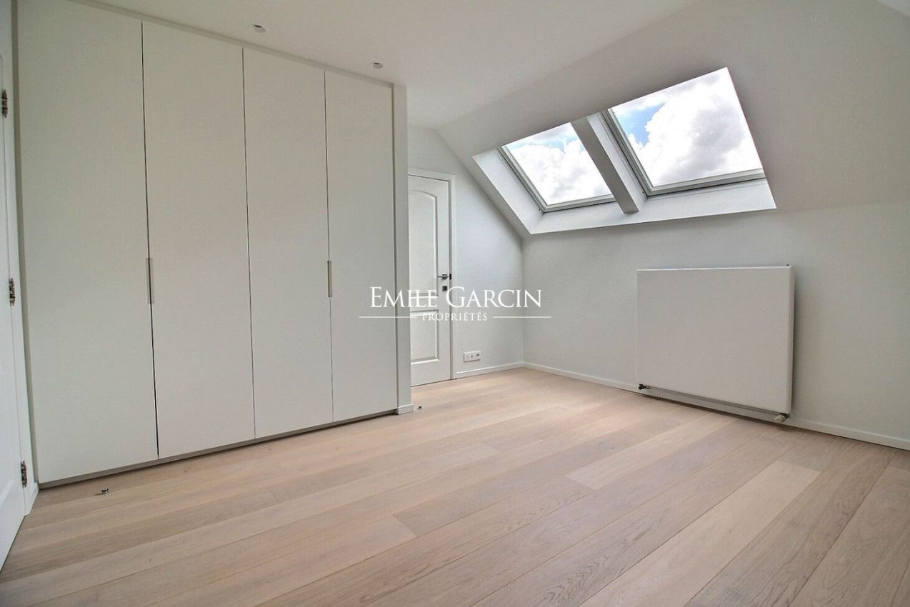 Penthouse apartment for sale in Uccle, Brussels - Emile Garcin Belgique - Image 11