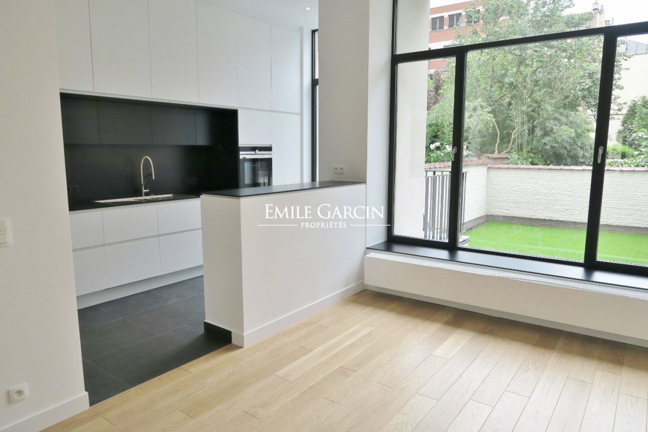 Appartement Duplex à louer - Bruxelles (Ixelles). - Emile Garcin Belgique - Image 3