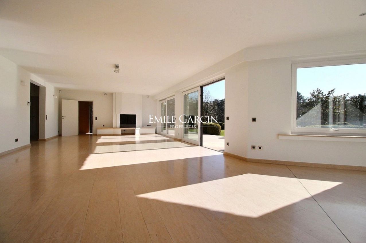 House to rent in Rhode Saint Genèse - Emile Garcin Belgique - Image 4