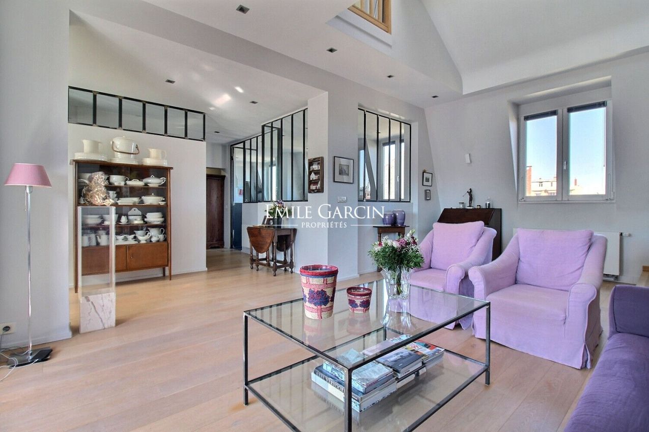 FOR SALE - APARTMENT - IXELLES, BRUSSELS - Emile Garcin Belgique - Image 1