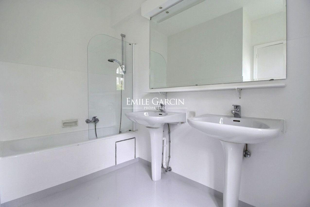 A VENDER APPARTEMENT AVEC GRANDE TERRASSE BRUXELLES UCCLE - Emile Garcin Belgique - Image 11