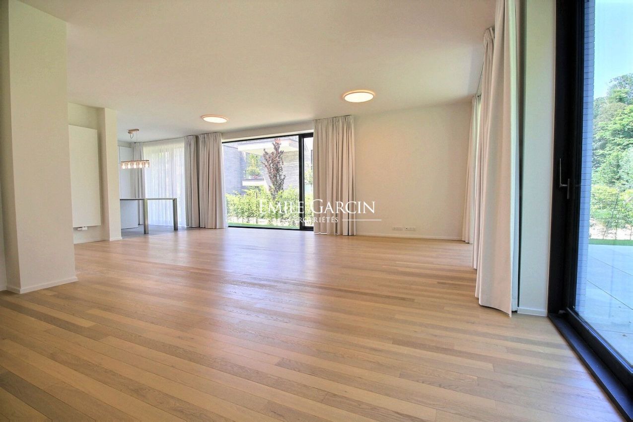 Maison a louer dans un clos privé à Uccle - Emile Garcin Belgique - Image 4