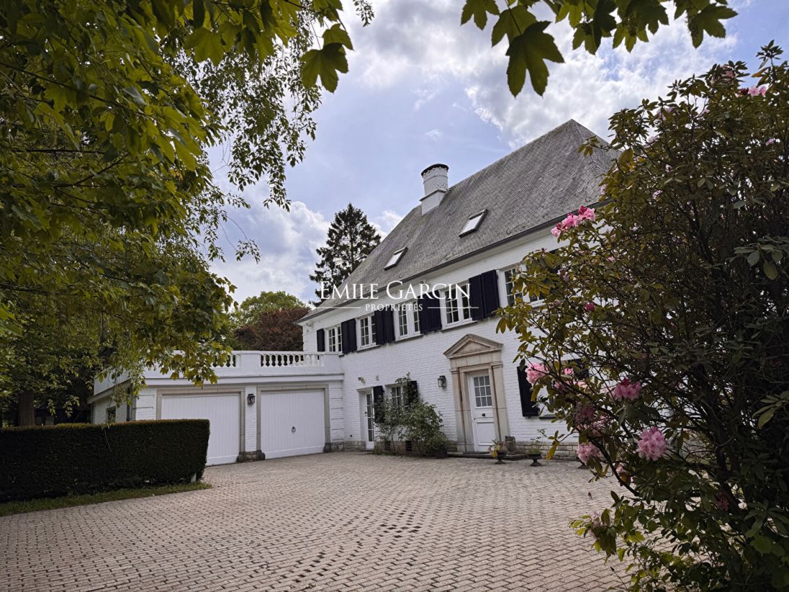 HOUSE FOR SALE IN RHODE SAINT GENESE, BRUSSELS - Emile Garcin Belgique - Image 1