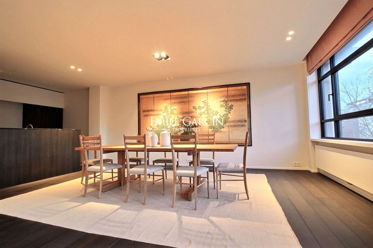 Appartement meublé a louer quartier Louise en face du Châtelain - Emile Garcin Belgique - Image 3