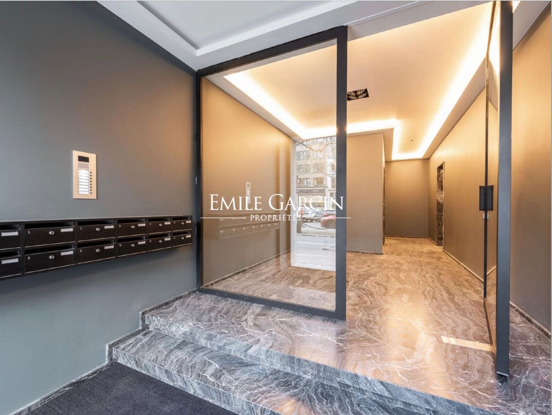 Appartement meublé a louer quartier Louise en face du Châtelain - Emile Garcin Belgique - Image 12