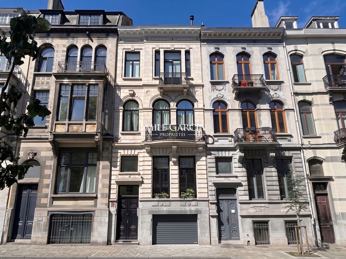 MAISON - A VENDRE - BRUXELLES IXELLES Quartier Place Brugmann - Emile Garcin Belgique - Image 1