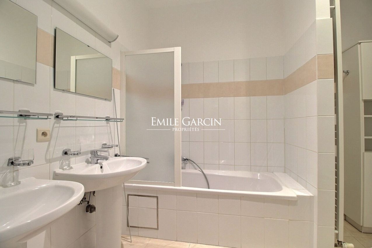 Appartement haussmannien à louer à Ixelles proche de la Place Brugmann - Emile Garcin Belgique - Image 9