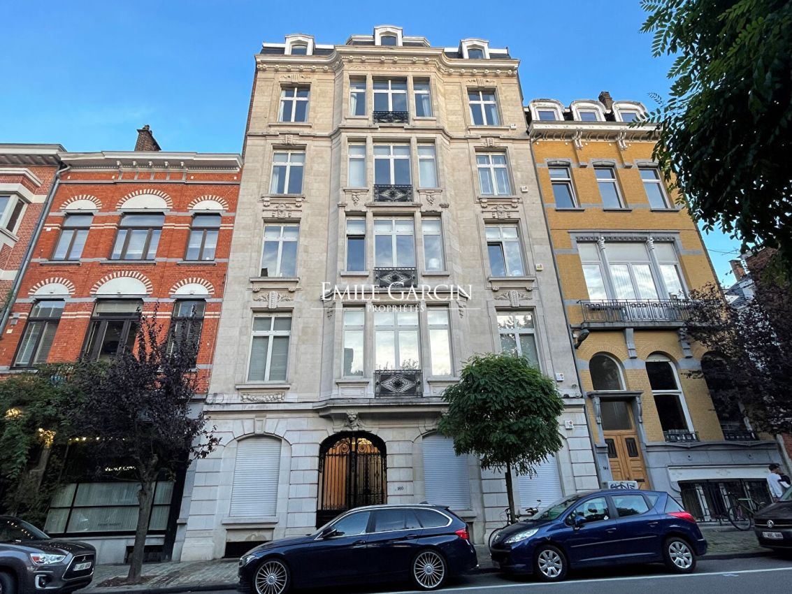 Appartement haussmannien à louer à Ixelles proche de la Place Brugmann - Emile Garcin Belgique - Image 18