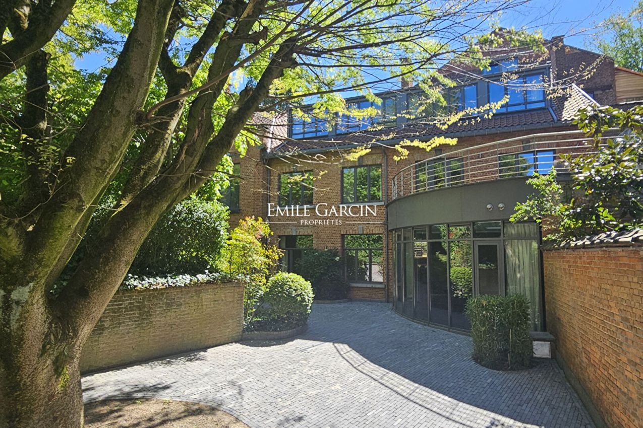 Arrière Maison à louer à Ixelles en face de l'Abbaye de la Cambre - Emile Garcin Belgique - Image 1