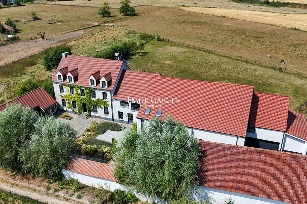Maison Ferme en carré A vendre Lasne Plancenoit - Emile Garcin Belgique - Image 2