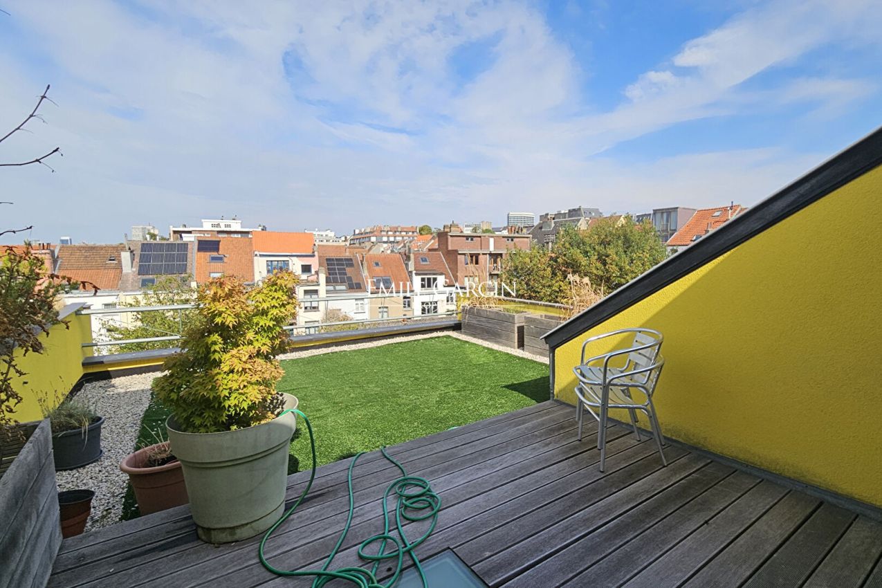 Appartement  à louer à Saint Gilles proche de la Place Stéphanie - Emile Garcin Belgique - Image 3