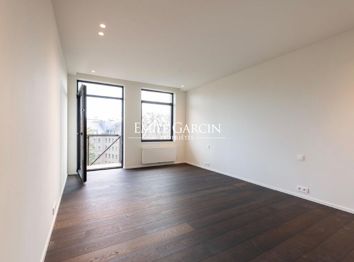 Appartement 3 chambres a louer Ixelles, en face du Châtelain - Emile Garcin Belgique - Image 9