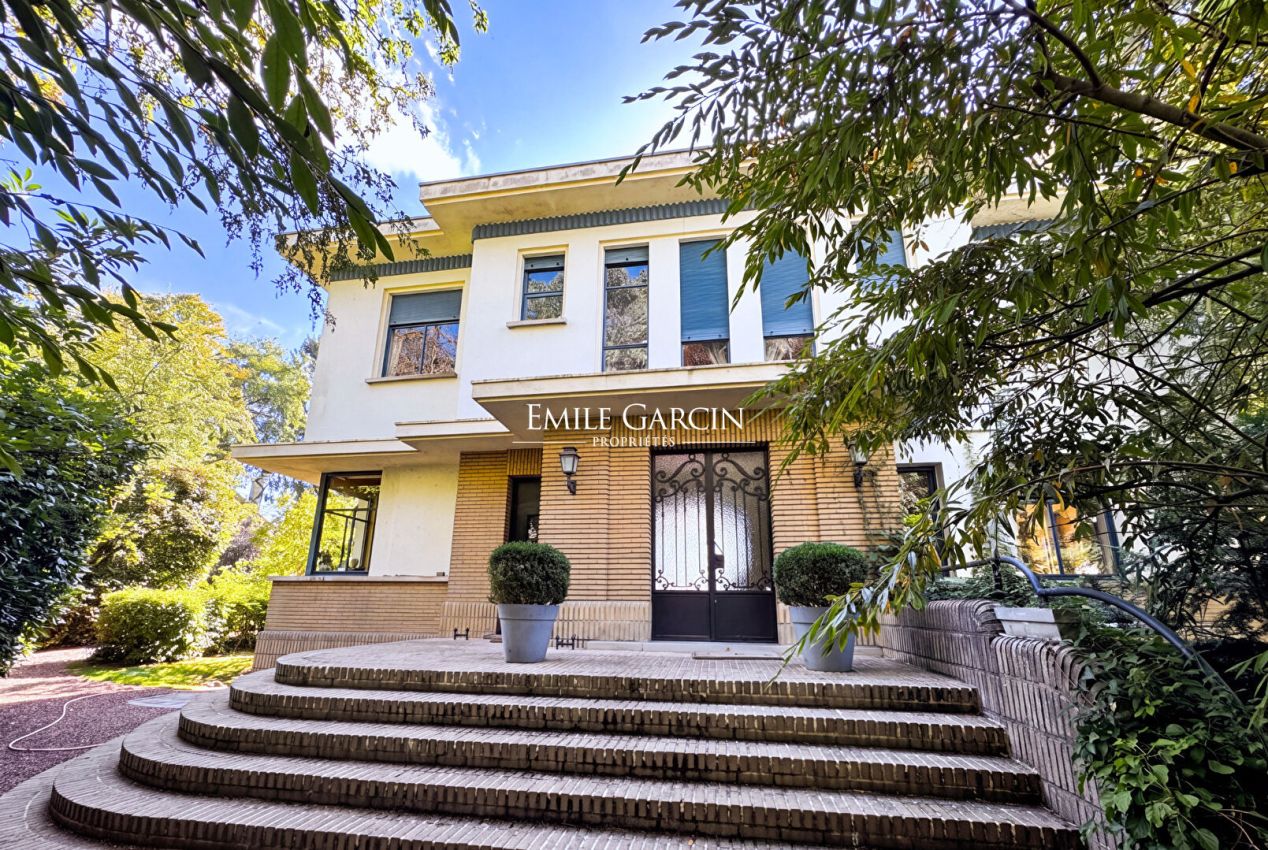 Maison Moderniste A vendre Rhode-Saint-Genèse - Emile Garcin Belgique - Image 1