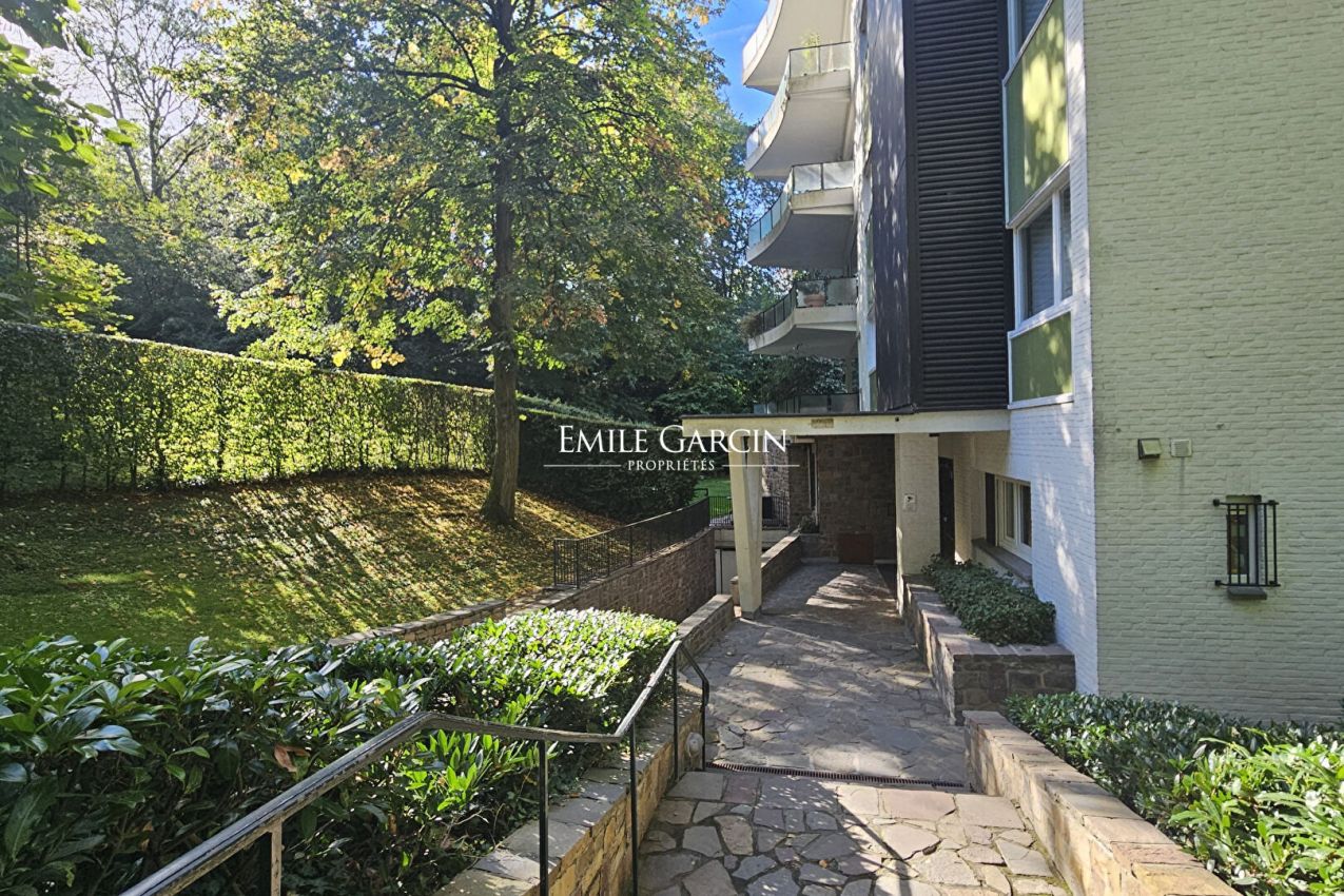 Appartement  à louer à Uccle dans un parc privatif et proche du Bois de la Cambre - Emile Garcin Belgique - Image 17